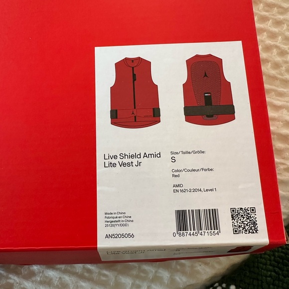 Kids Back Protector - Red - Picture 2 of 6